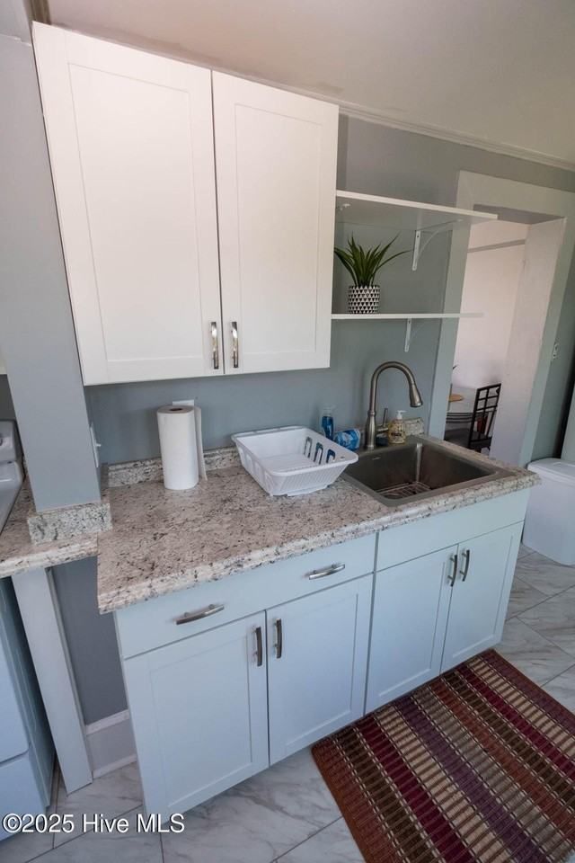 411 George St Unit 2 #2 - Photo 3 of 11