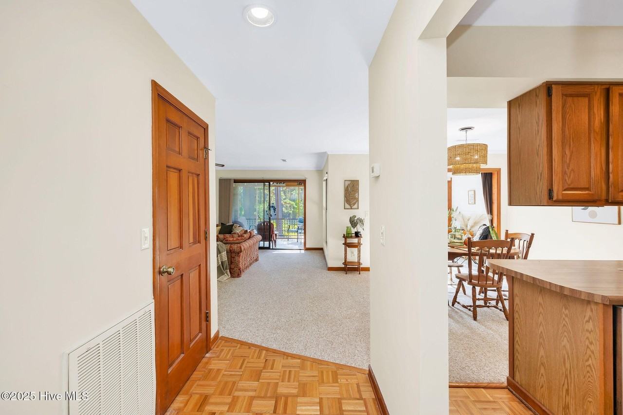 202 Country Club Villa Dr #2 - Photo 7 of 46