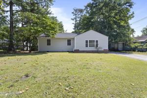 featured image of 404 Dogwood Lane