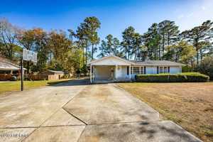 featured image of 1009 Park Drive