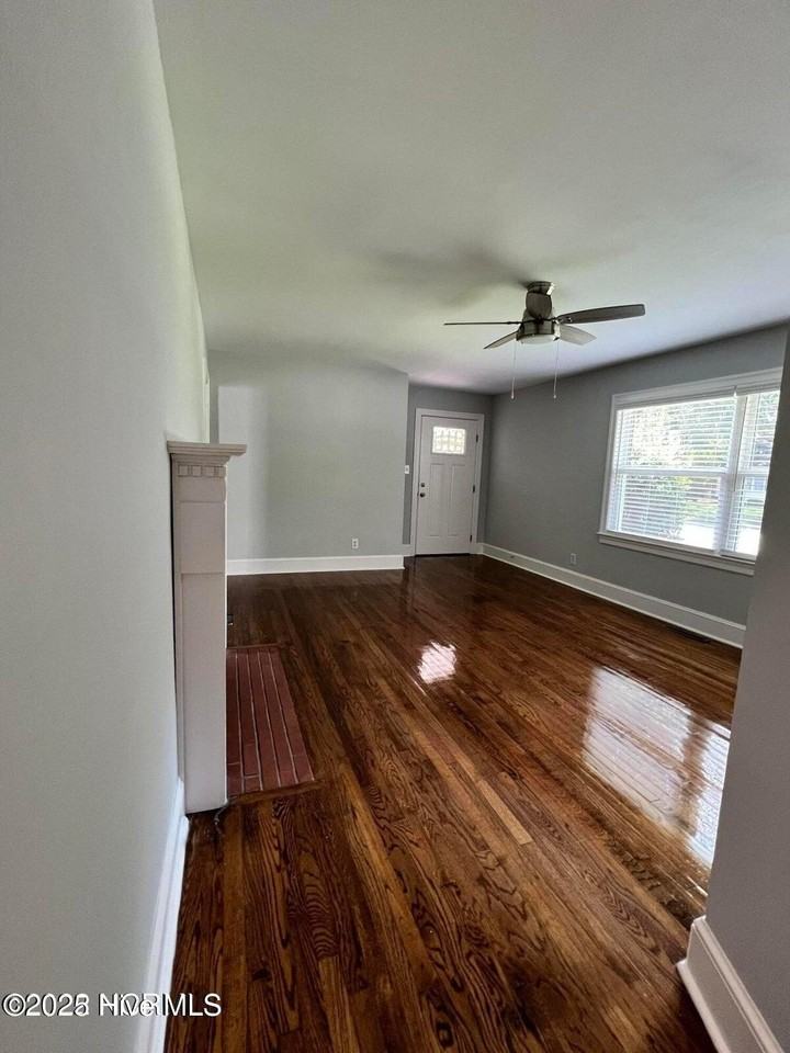 108 N Warren St - Photo 4 of 12