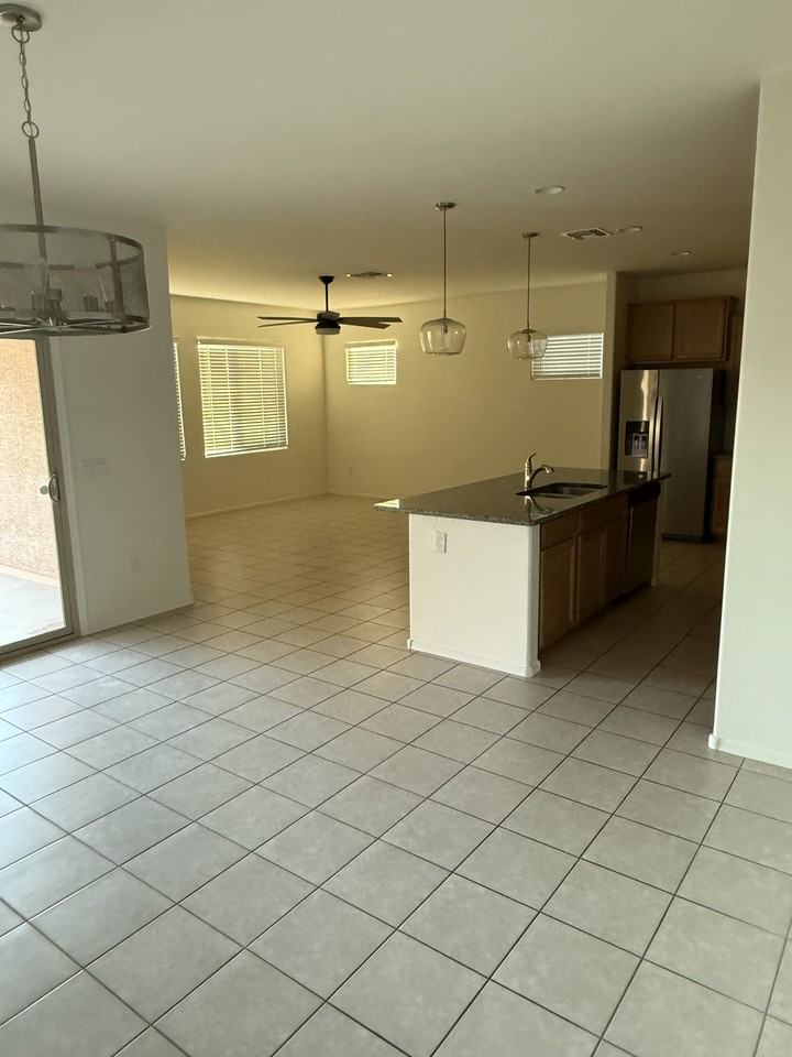 794 E Catwalk Pl #NA - Photo 7 of 20