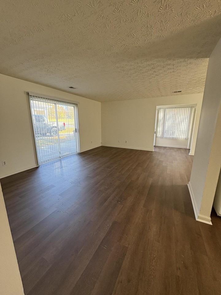 757 Gatehouse Pl - Photo 6 of 14