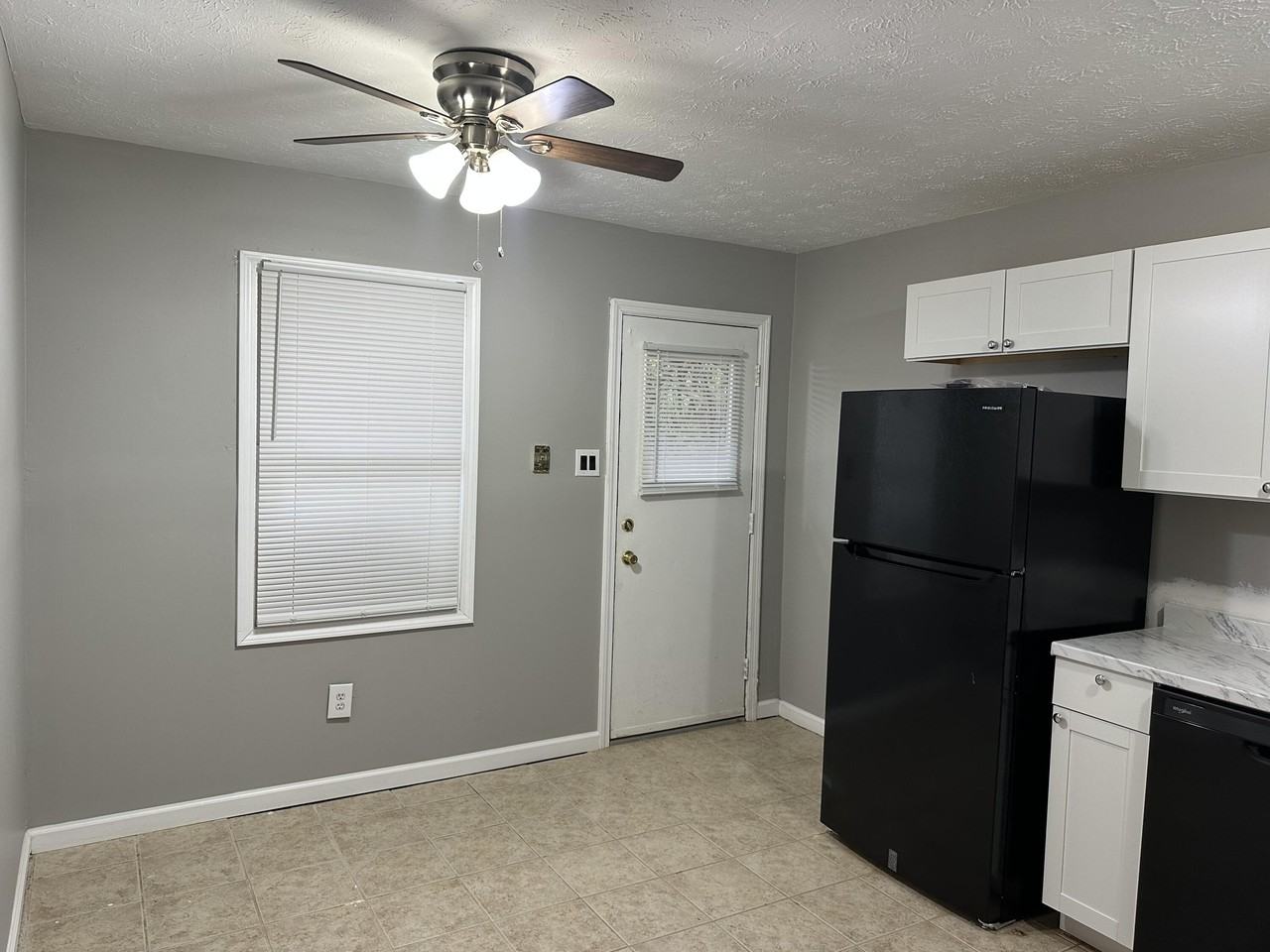 3309 Kenesaw Dr - Photo 4 of 12