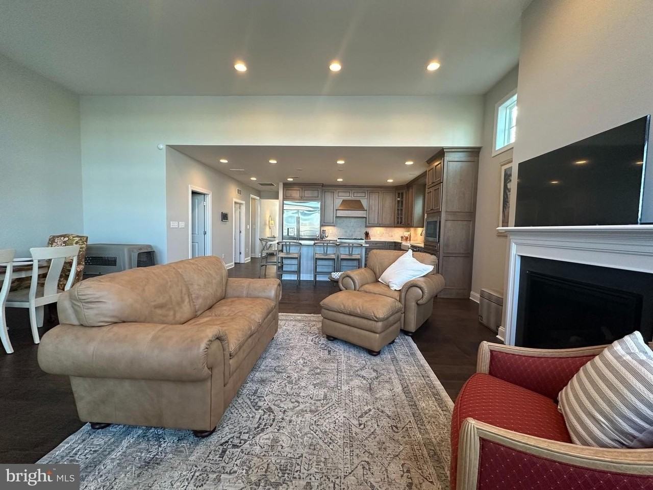 30475 Madeira Ln - Photo 5 of 36