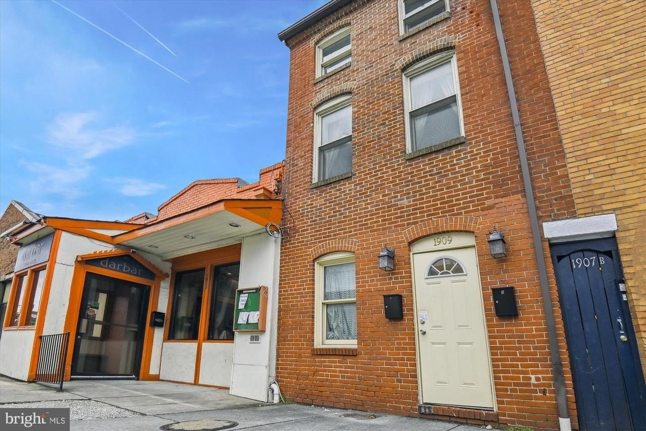 1909 Aliceanna St - Photo 4 of 35