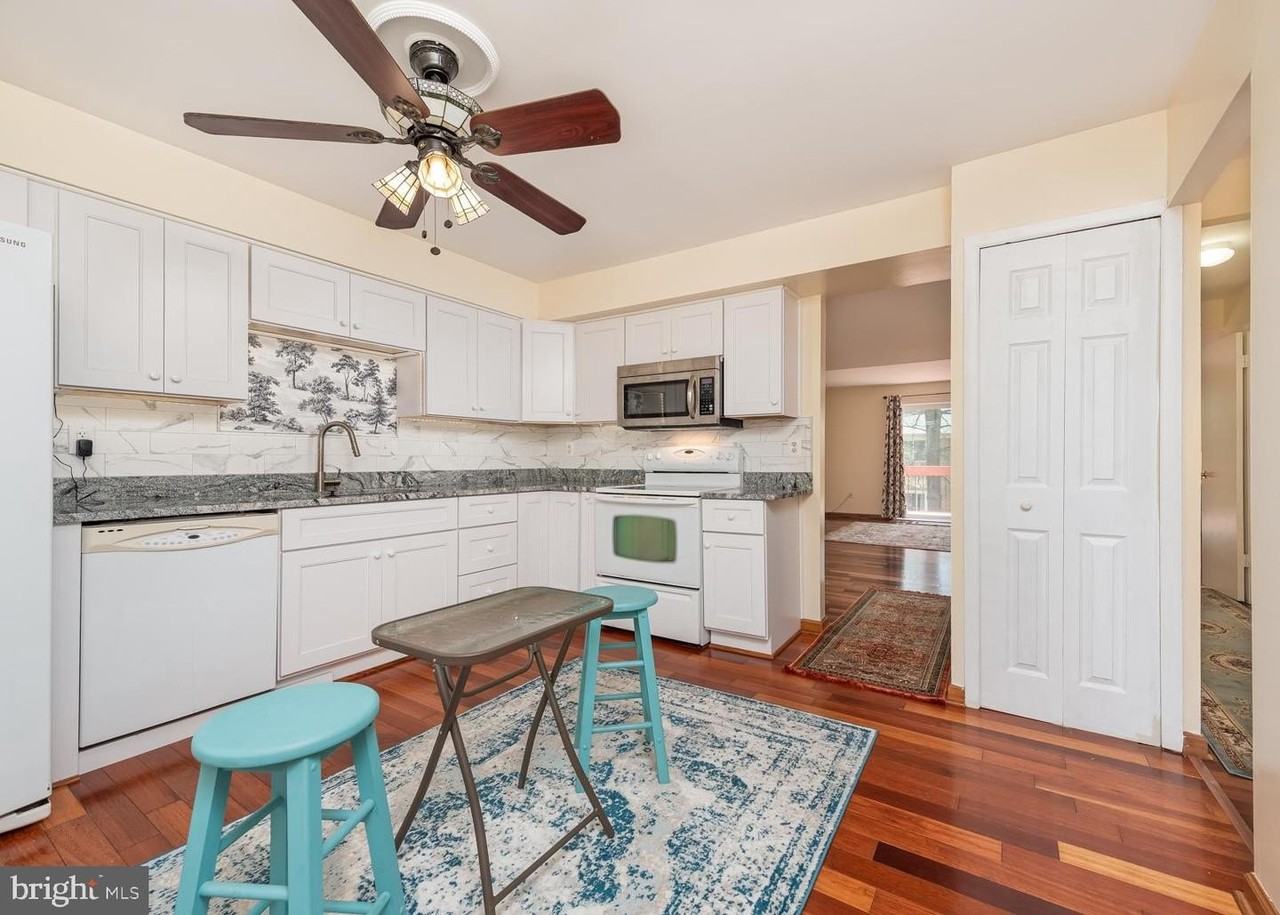 10544 E Wind Way - Photo 3 of 42