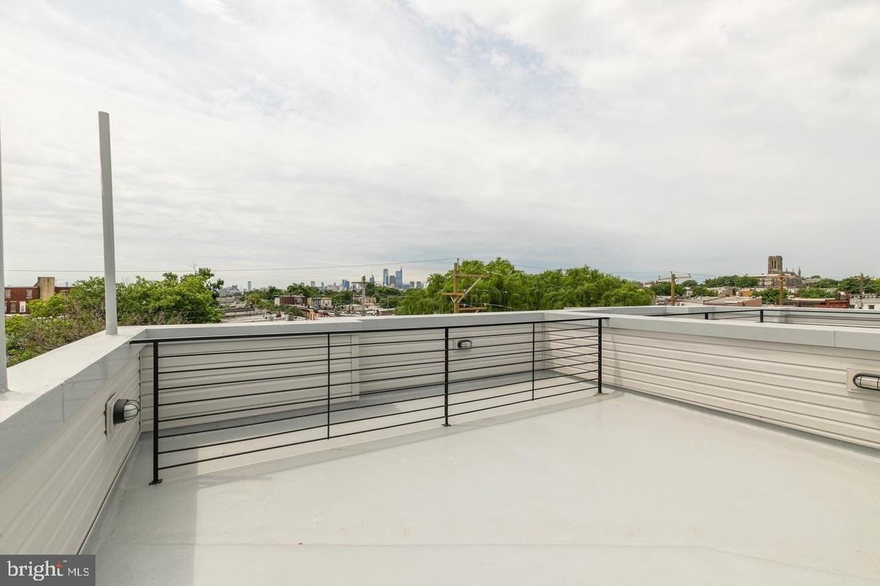 419 W Cumberland St - Photo 4 of 21