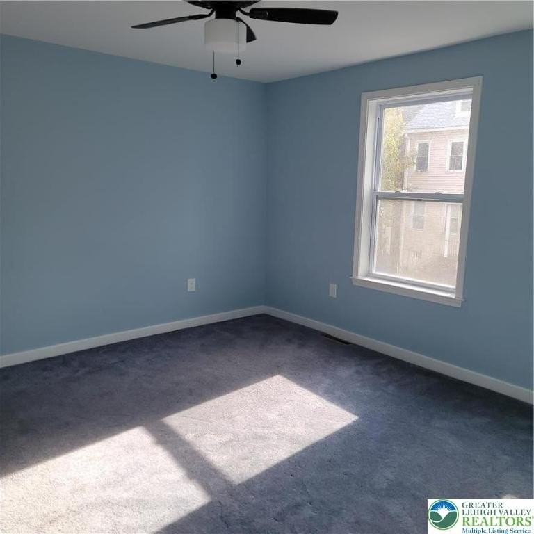 1039 Ferry St - Photo 7 of 11