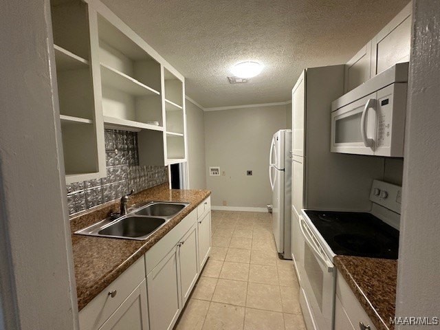 153 East 6th Street - Photo 4 of 5