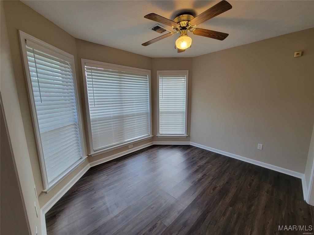 6501 Juniper Tree Ln - Photo 3 of 14