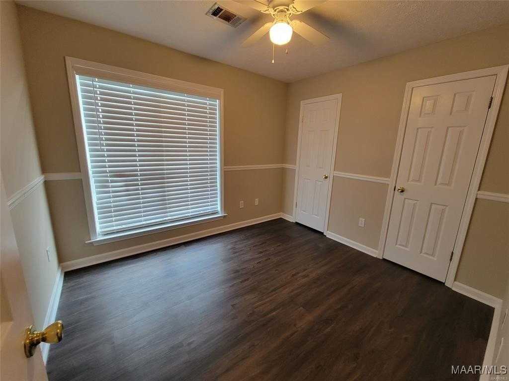 6501 Juniper Tree Ln - Photo 6 of 14
