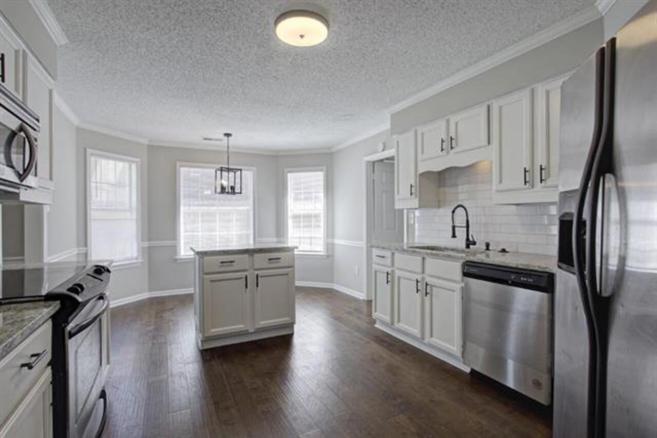 6479 Stone Lake Drive - Photo 6 of 20