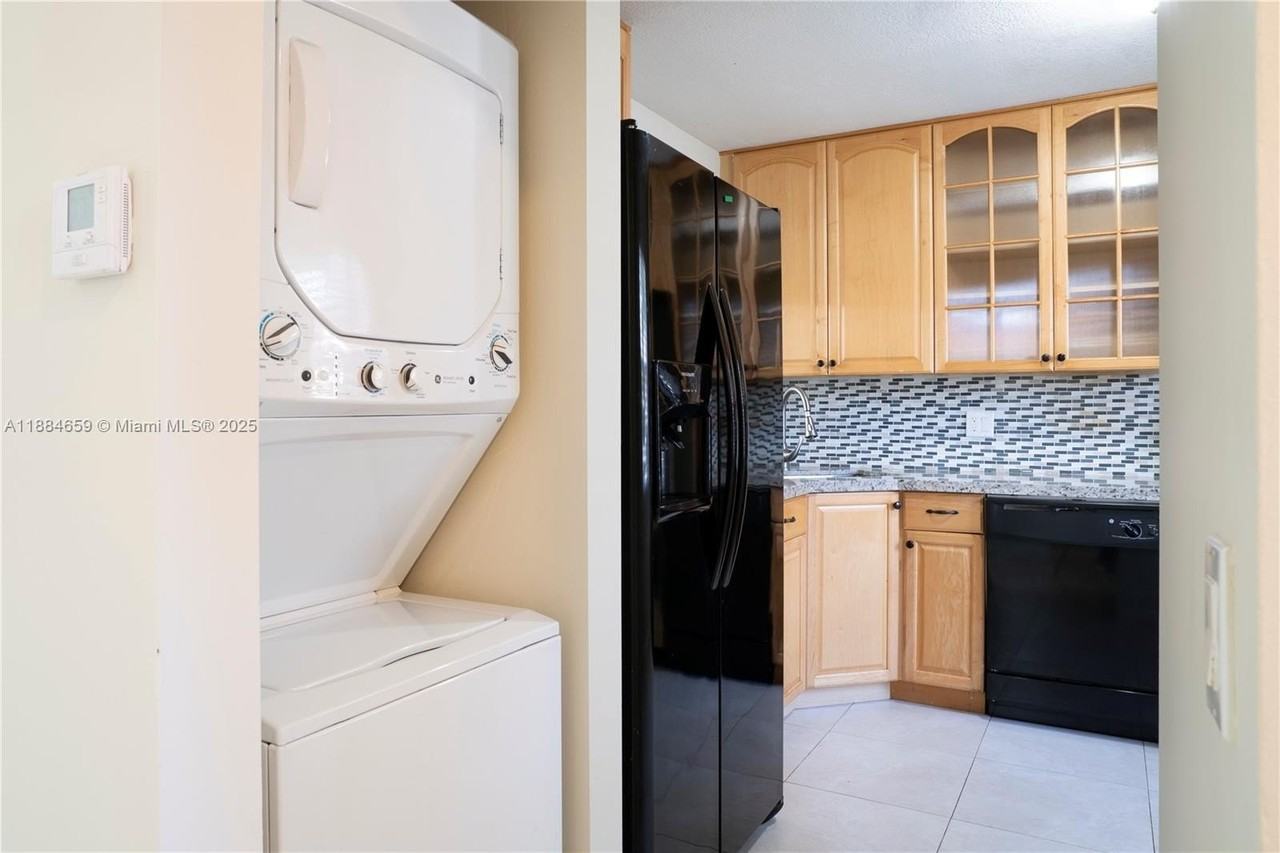 1494 Springside Dr #1494 - Photo 3 of 19