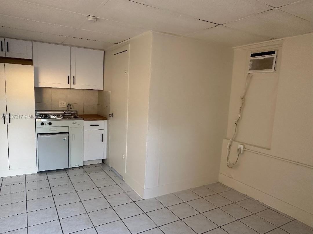 1956 Lincoln St #10 - Photo 7 of 9