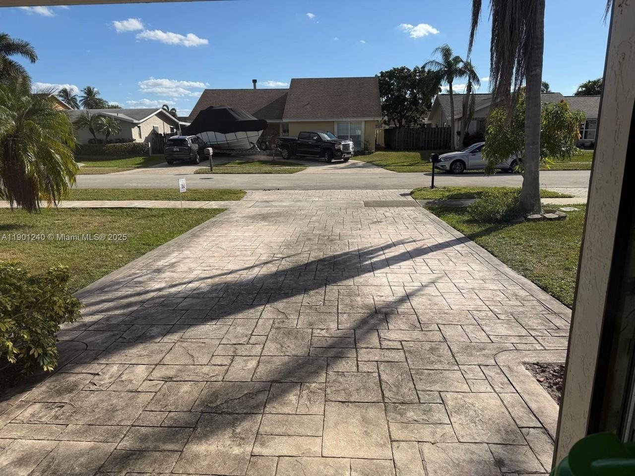 11701 Northwest 37th Place #11701 - Photo 3 of 21