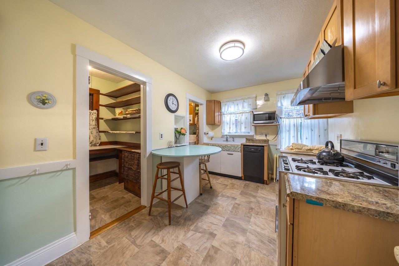 1876 Washington St #1 - Photo 2 of 23