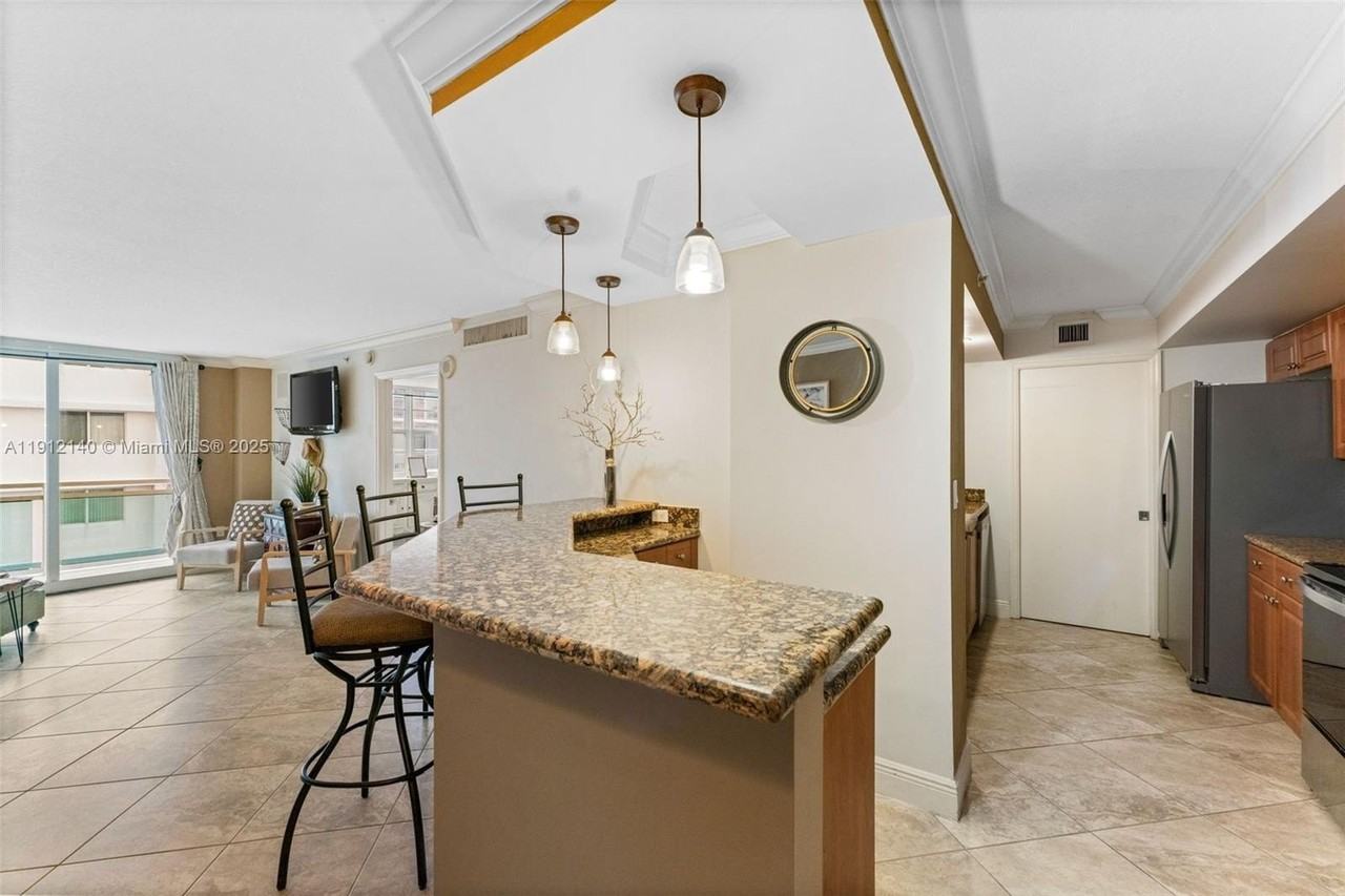 6917 Collins Avenue #506 - Photo 3 of 32