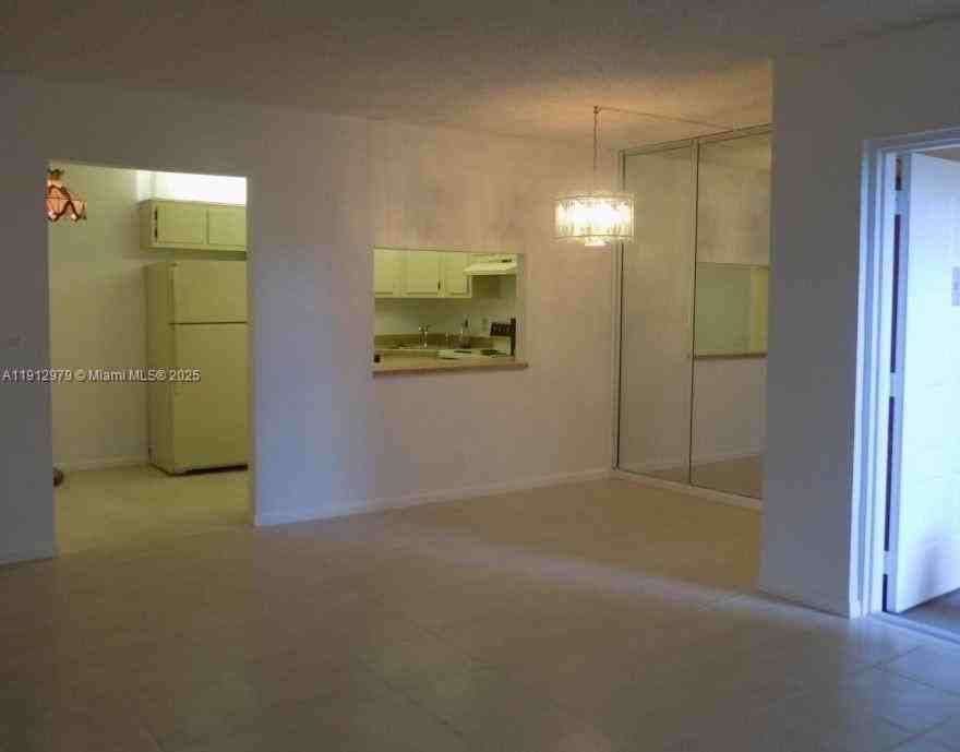 824 Sky Pine Way #A1 - Photo 2 of 9