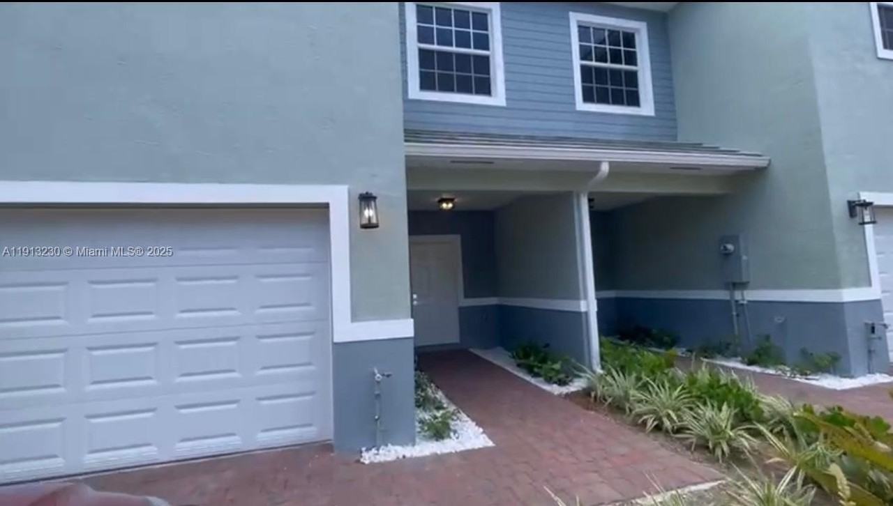 1350 Crystal Way #101 - Photo 2 of 13