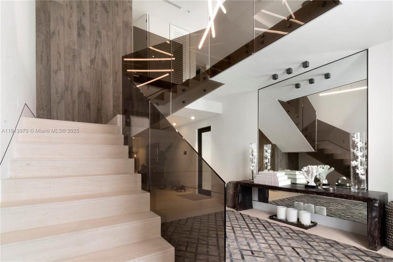 3554 W Glencoe St - Photo 5 of 50