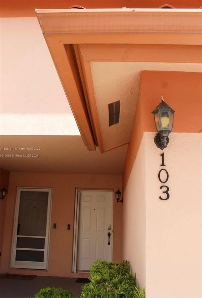 20824 San Simeon Way #103 - Photo 3 of 20