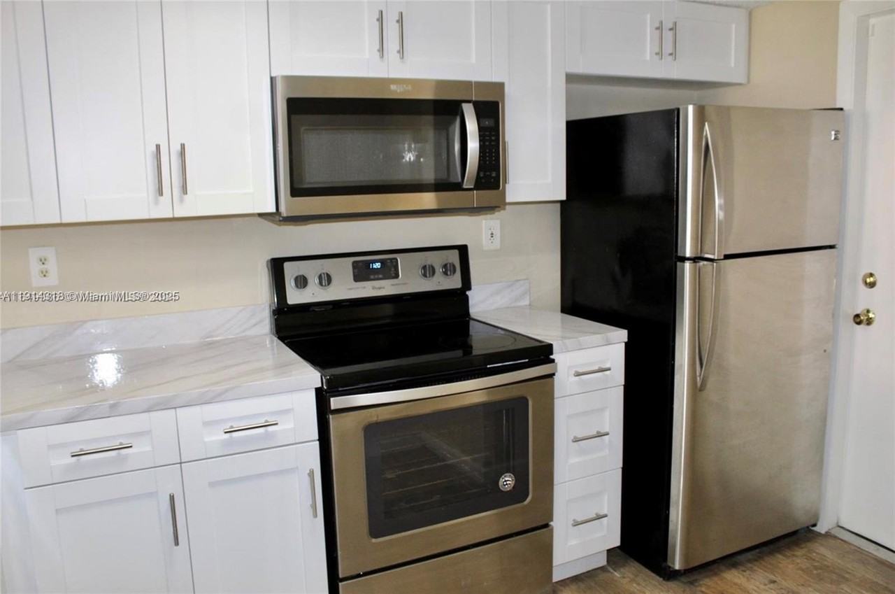 20824 San Simeon Way #103 - Photo 7 of 20