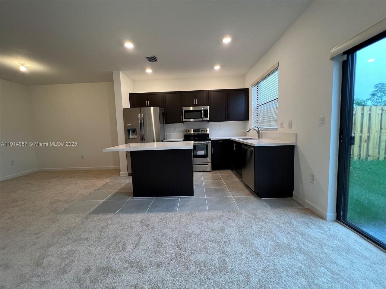 18110 Sw 148th Rd - Photo 6 of 14