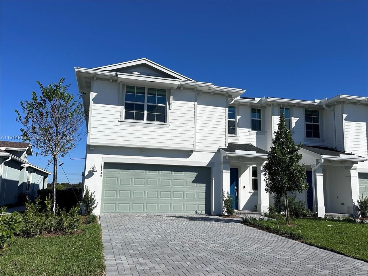 19689 19689 Whispering Creek Rd - Photo 2 of 38