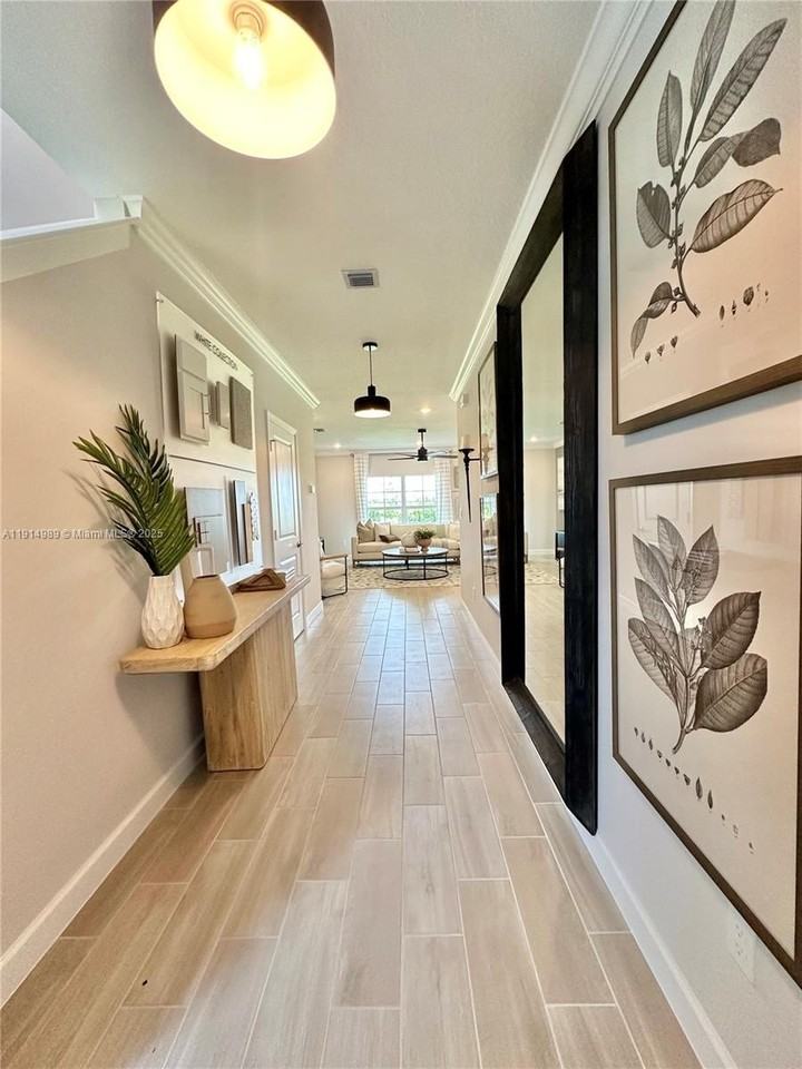 19689 19689 Whispering Creek Rd - Photo 3 of 38