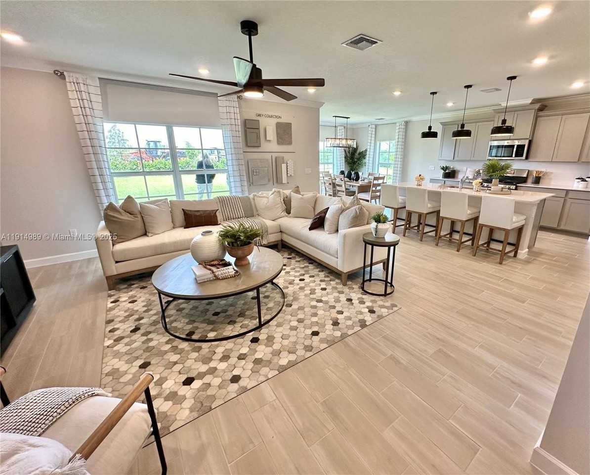 19689 19689 Whispering Creek Rd - Photo 4 of 38