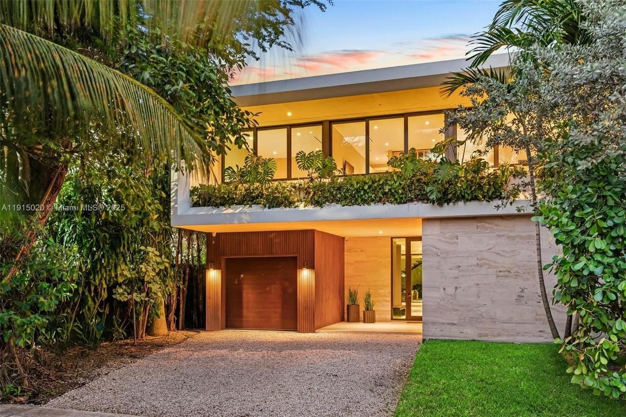 77 Sw 18th Ter #NA - Photo 5 of 50