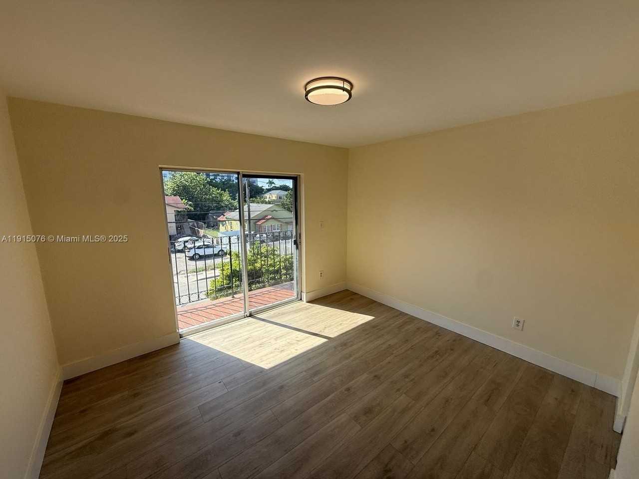 1933 Sw 7th St #302 - Photo 3 of 14