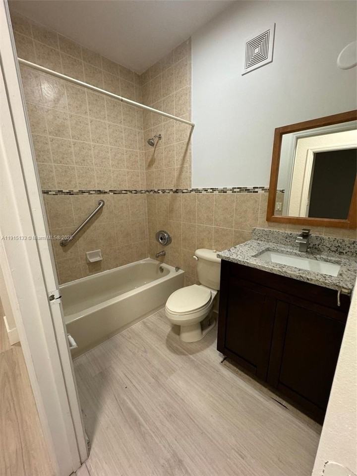 4381 Sw 160th Ave #104 - Photo 6 of 13