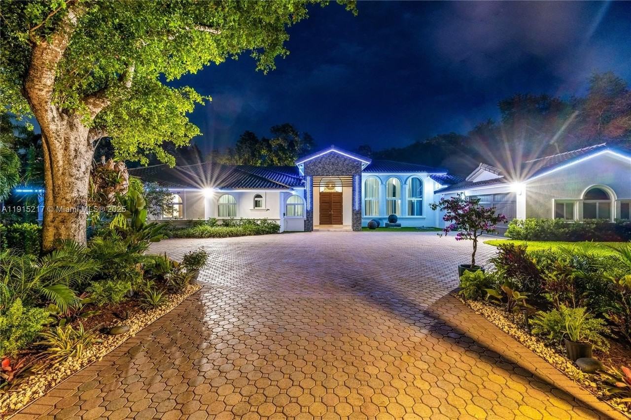 8941 Sw 65th Ct #8941 - Photo 3 of 50