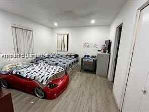 220 N 66th Ave - Photo 3 of 8