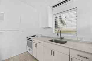 2822 Pine Tree Drive #6 - Photo 1 of 1