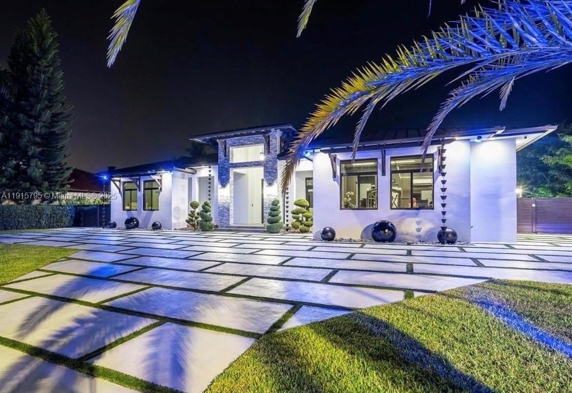 250 Northwest 129th Avenue - Photo 6 of 50