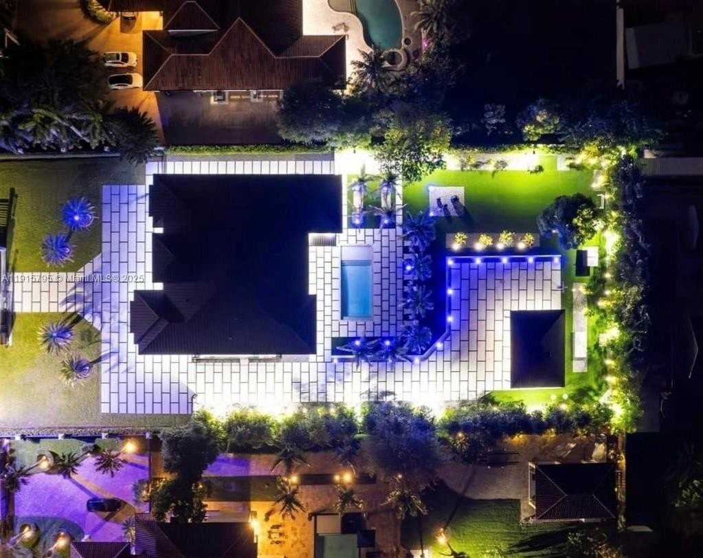 250 Northwest 129th Avenue - Photo 5 of 50