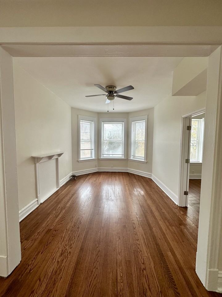 1311 Foster Street #3rd - Photo 2 of 16