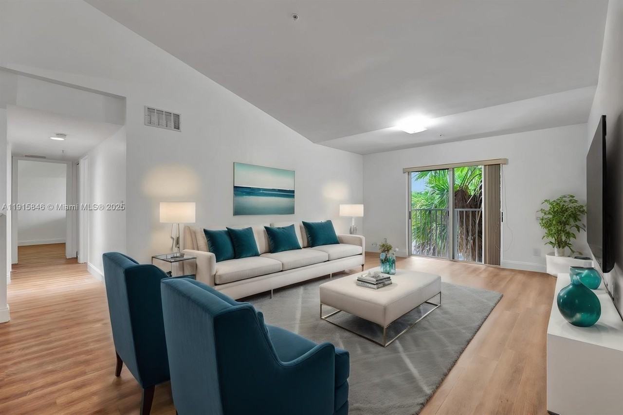 9905 Westwood Dr #32-3 - Photo 7 of 16