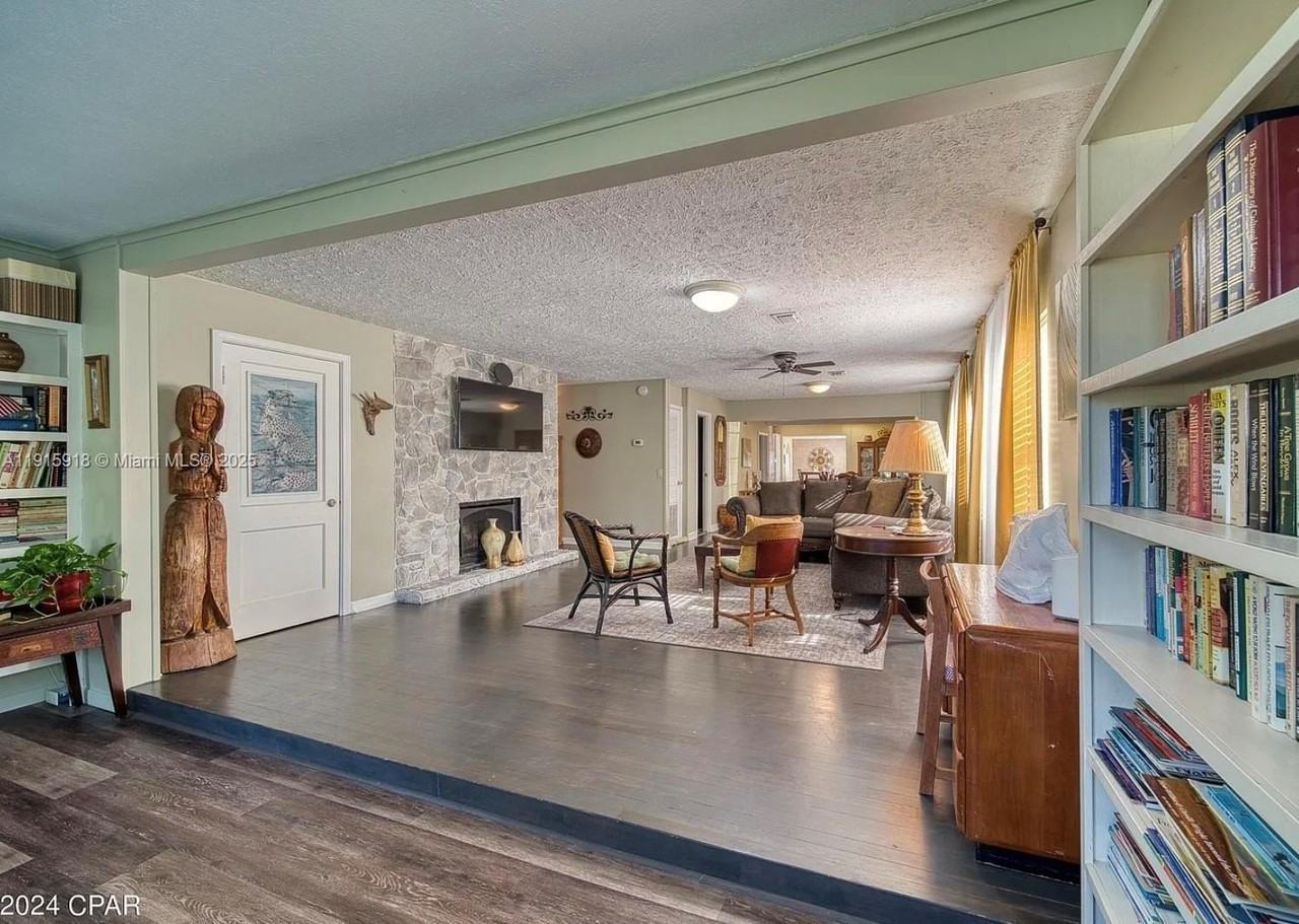 3900 West 17th Street - Photo 3 of 14