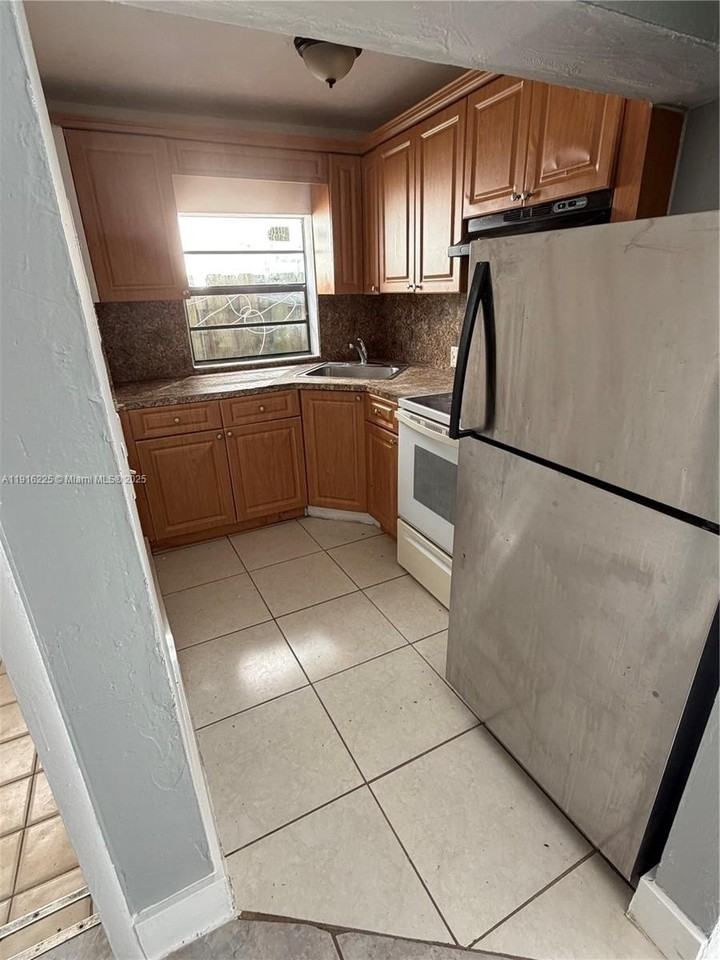 626 Northwest 10th Terrace #3