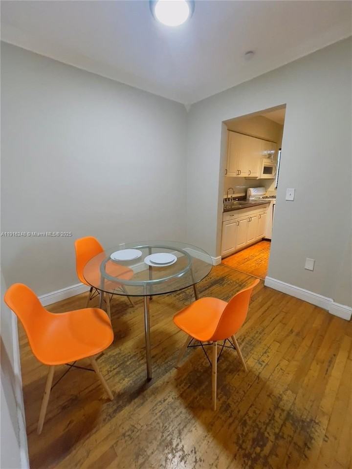 7710 Harding Ave #412 - Photo 5 of 8