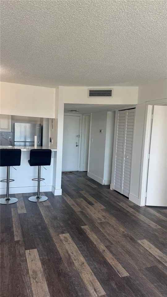 4174 Inverrary Dr #906 - Photo 4 of 20