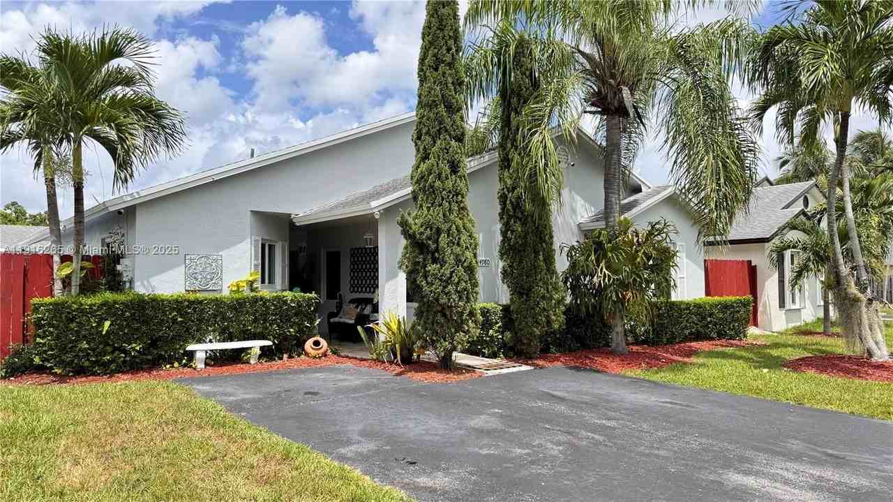 24980 Sw 127th Ct #0 - Photo 3 of 50