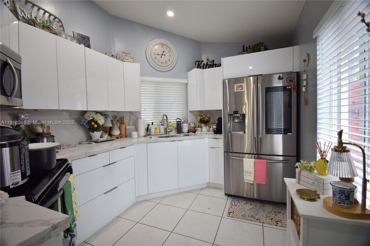 24980 Sw 127th Ct #0 - Photo 5 of 50