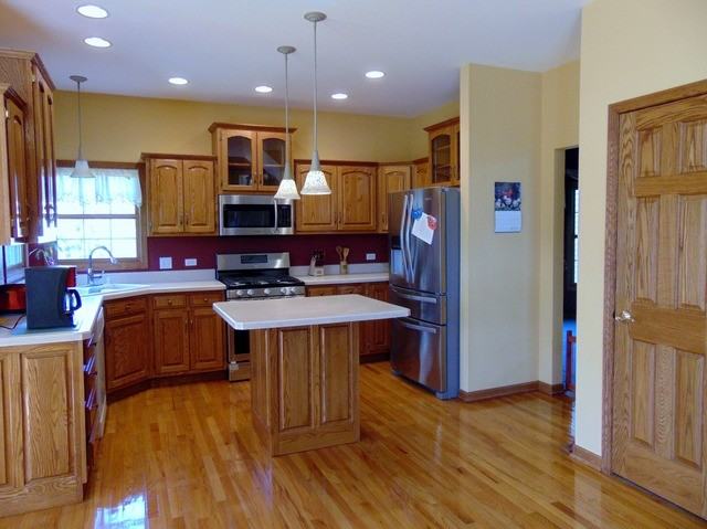24210 Camelot Rd - Photo 2 of 25