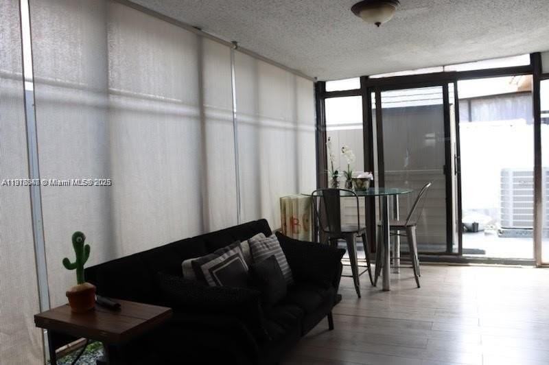 10384 Nw 128th Ter #0 - Photo 4 of 15