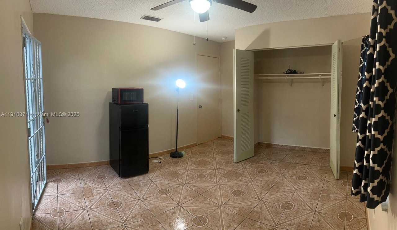 26636 Southwest 126th Avenue - Photo 3 of 14